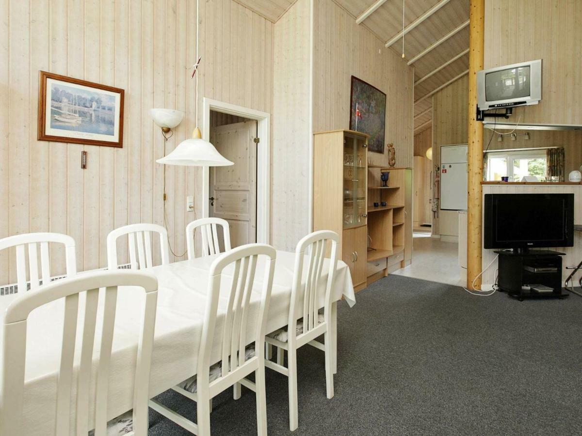 6 Person Holiday Home In Ansager Exterior foto